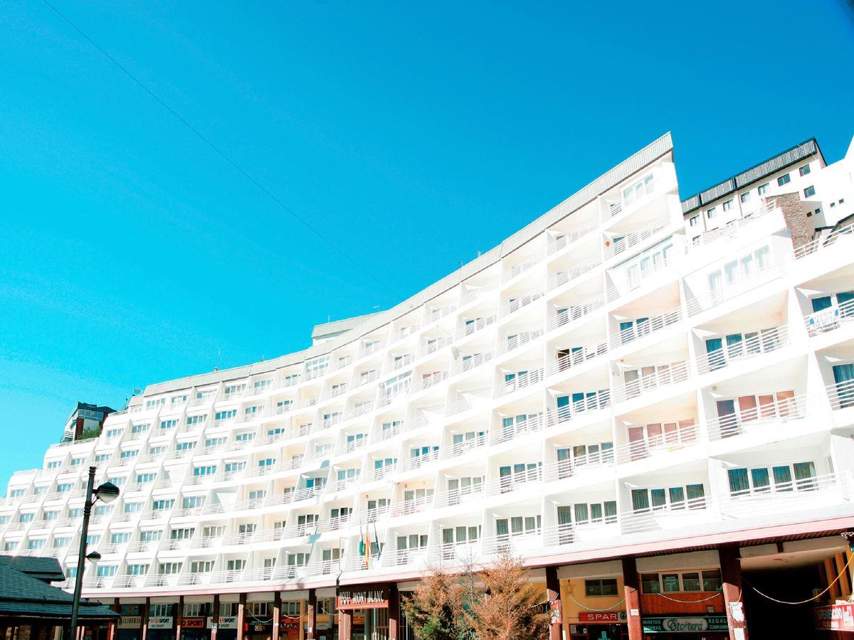 Apartamentos Mont Blanc Asn 塞拉内华达 外观 照片