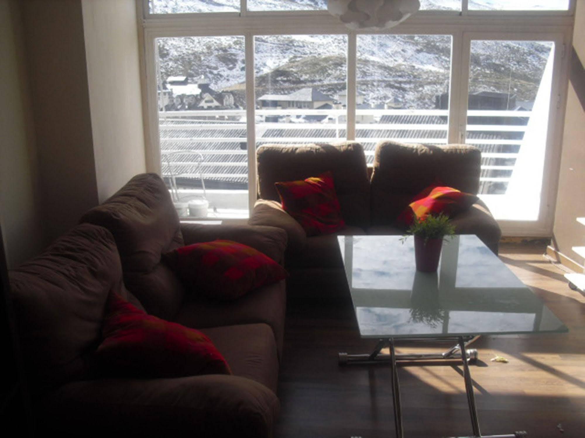 Apartamentos Mont Blanc Asn 塞拉内华达 外观 照片